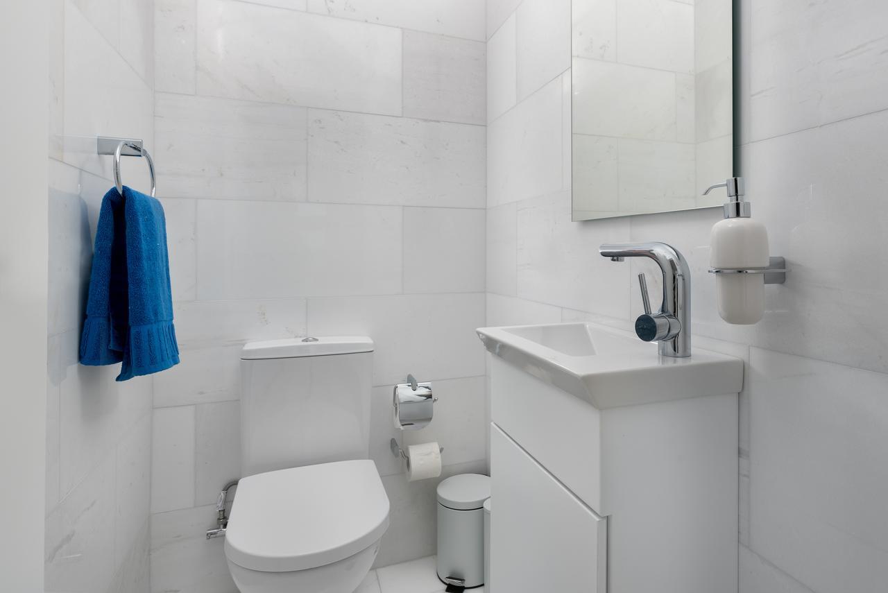 Maria & Nada Beachfront Villas Колимбия Экстерьер фото