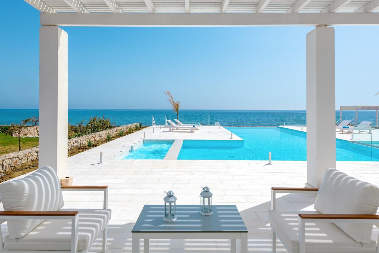 Maria & Nada Beachfront Villas Колимбия Экстерьер фото