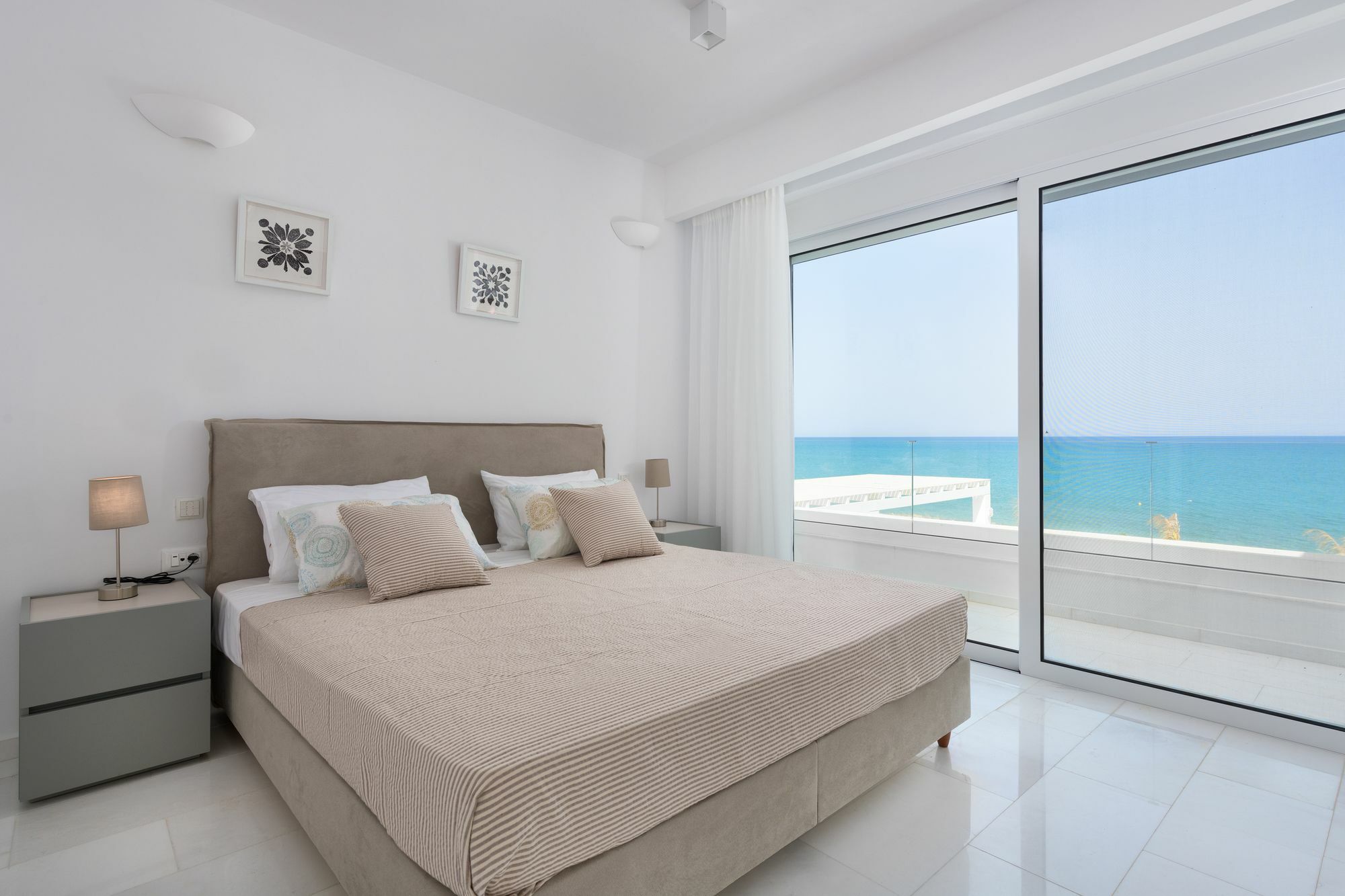 Maria & Nada Beachfront Villas Колимбия Экстерьер фото